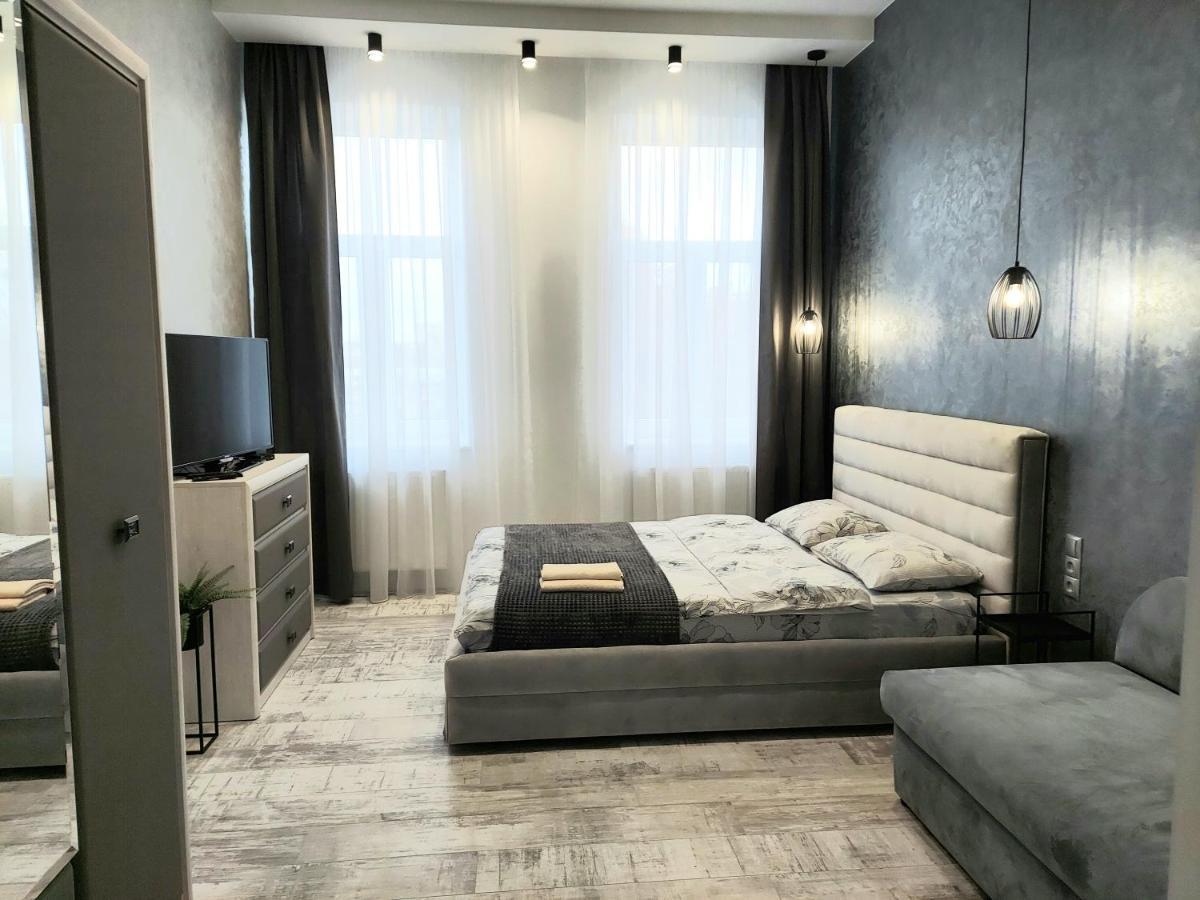 Apartmán Однокомнатная Форум-Центр Lvov Exteriér fotografie