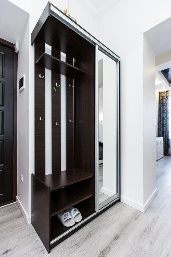 Apartmán Однокомнатная Форум-Центр Lvov Exteriér fotografie