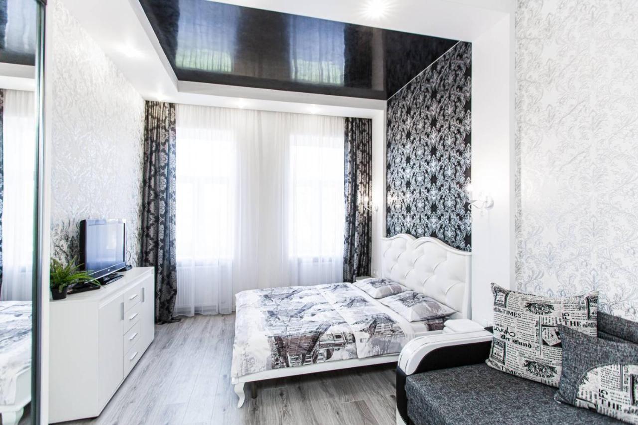 Apartmán Однокомнатная Форум-Центр Lvov Exteriér fotografie