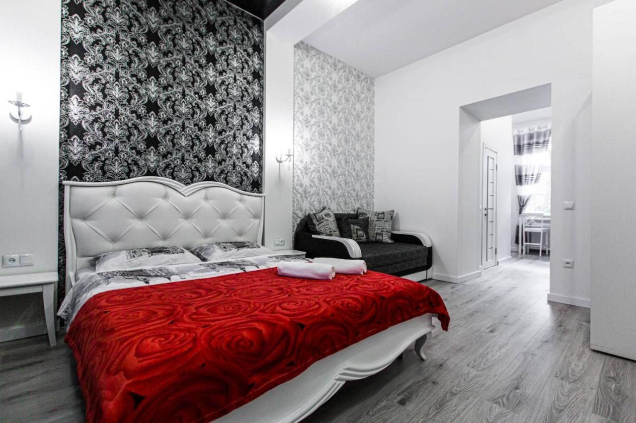 Apartmán Однокомнатная Форум-Центр Lvov Exteriér fotografie